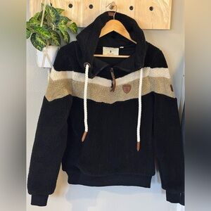 Wanakome Alicia Sherpa Teddy Hoodie. Size‎ XS